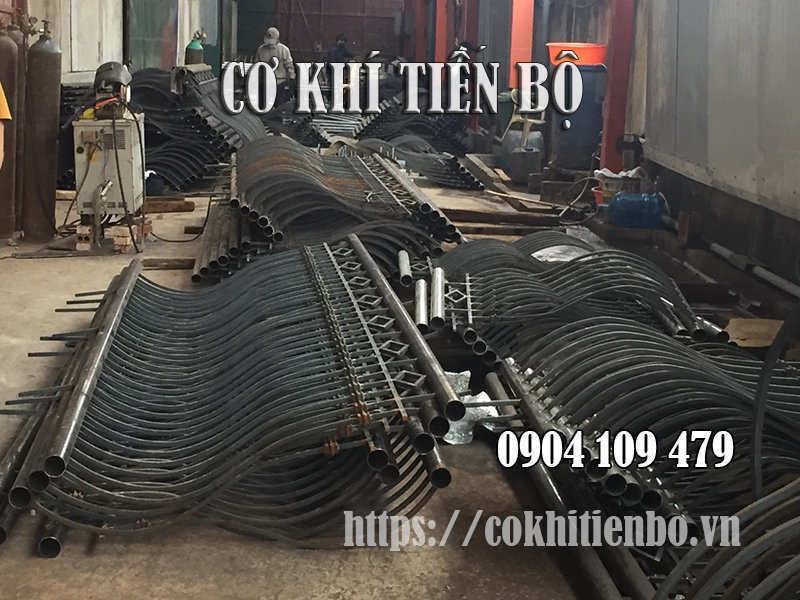 Lan can sắt - hàng rào sắt