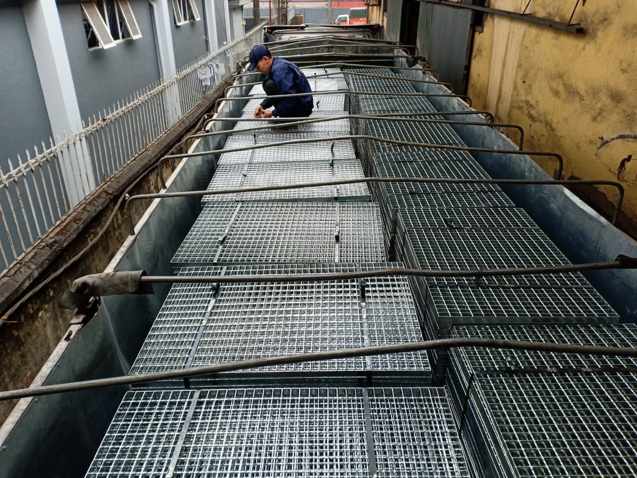 Hướng dẫn lắp đặt sàn grating
